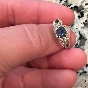 Beautiful Tanzanite Ring